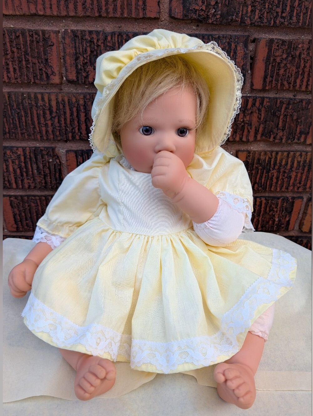 RARE 1996 LEE MIDDLETON WEIGHTED BABY DOLL SIGNED/NUMBERED NICE CONDITION